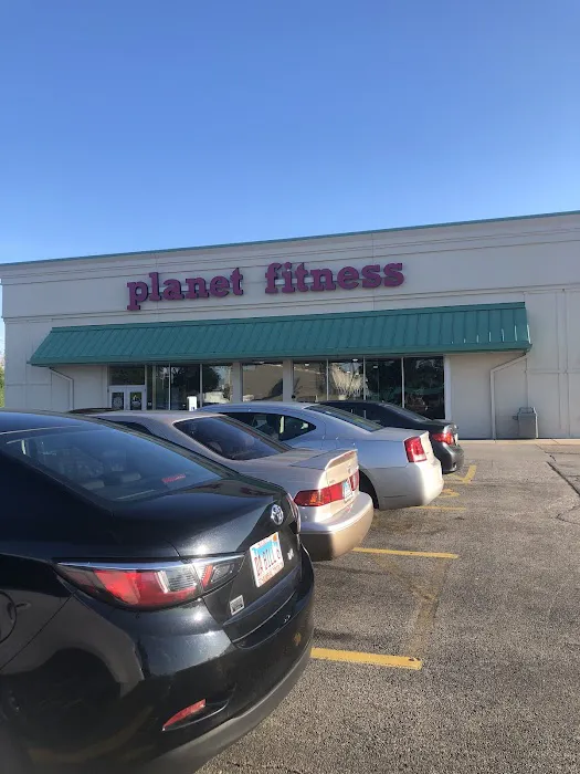 Planet Fitness Picture 3