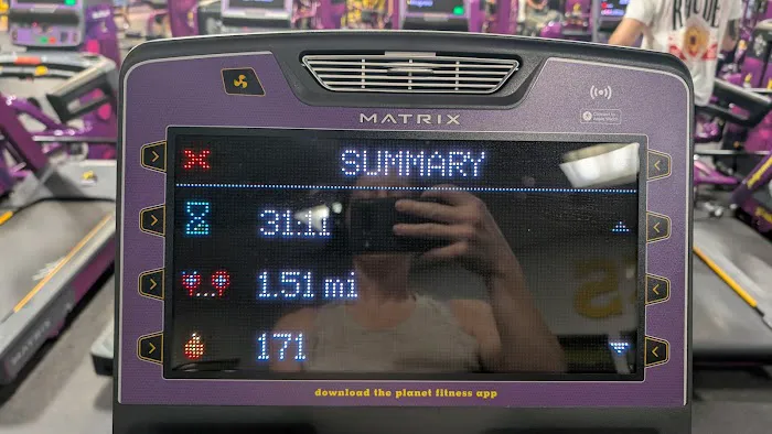 Planet Fitness Picture 7