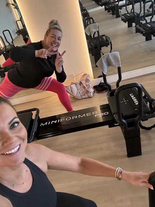 Glow Lagree Fitness Picture 3