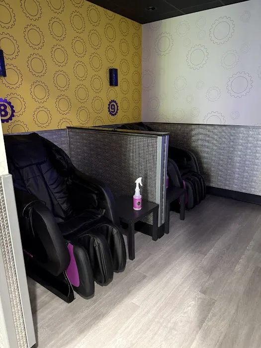 Planet Fitness Picture 10