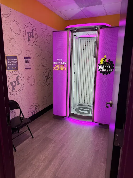 Planet Fitness Picture 2