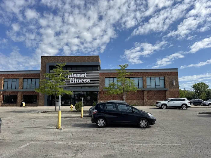 Planet Fitness Picture 9