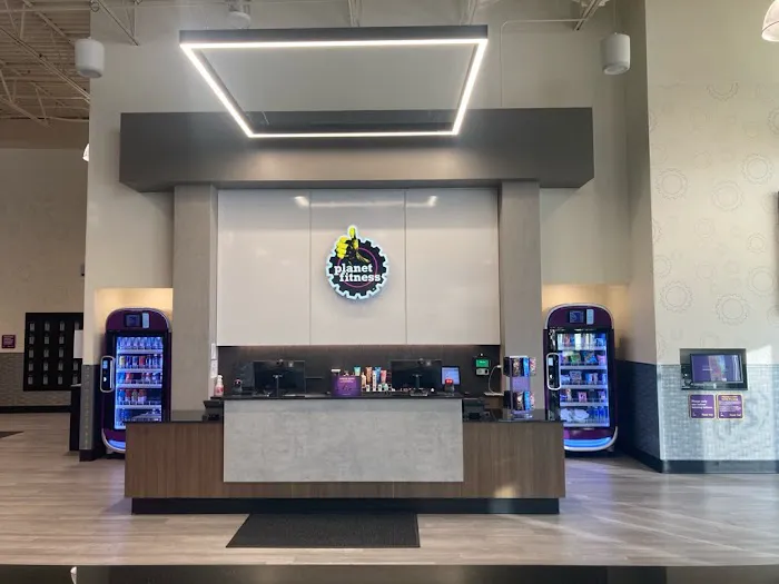 Planet Fitness Picture 6