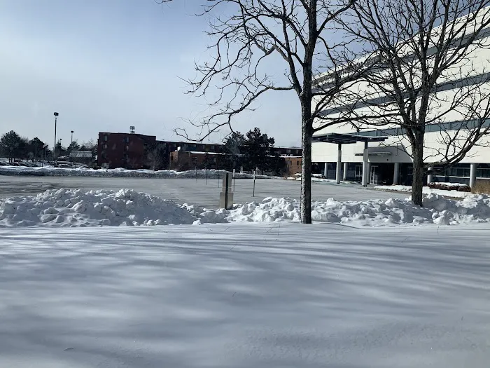 Endeavor Health Fitness & Wellness Center – NCH Picture 4