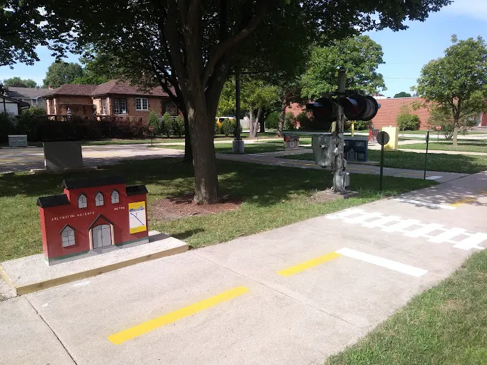 Arlington Ridge Center Picture 9