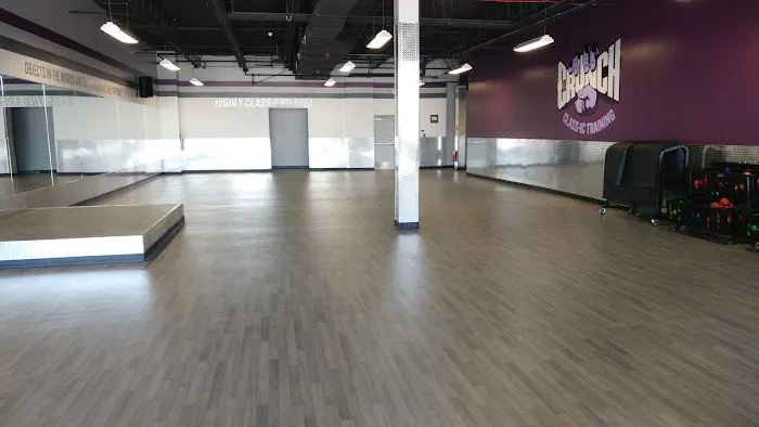 Crunch Fitness - Schaumburg Picture 3