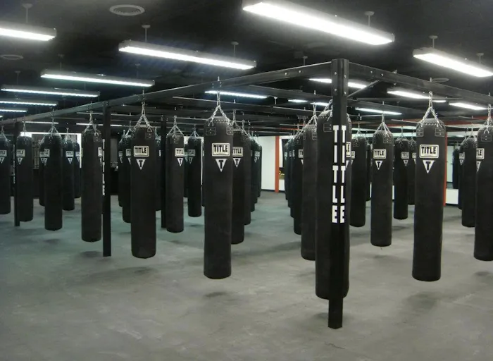 TITLE Boxing Club Schaumburg Picture 4
