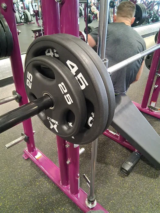 Planet Fitness Picture 10