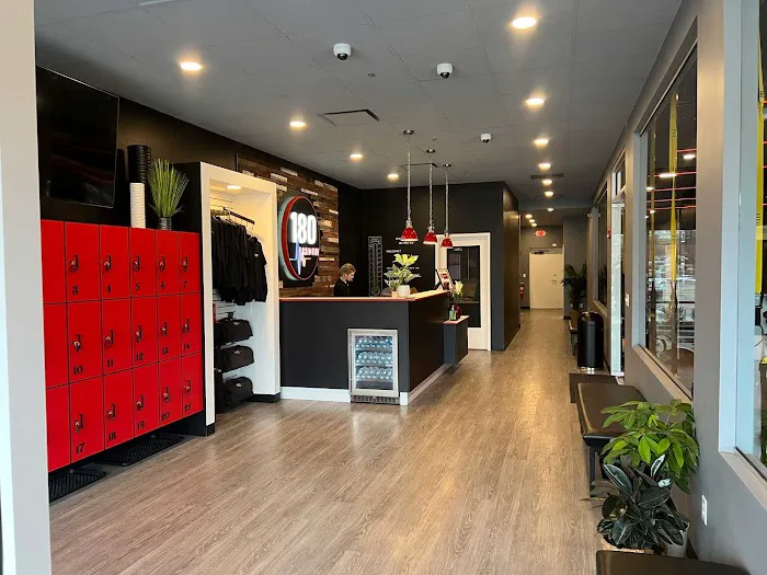 180 Red Fit Picture 3