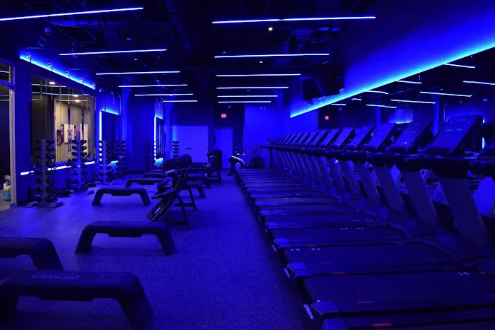 180 Red Fit Picture 8