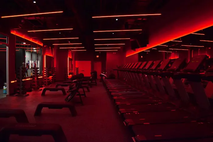 180 Red Fit Picture 2