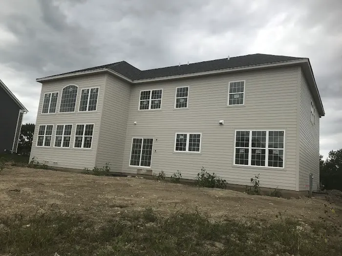 Tanglewood Hills Bath & Raquet Picture 9