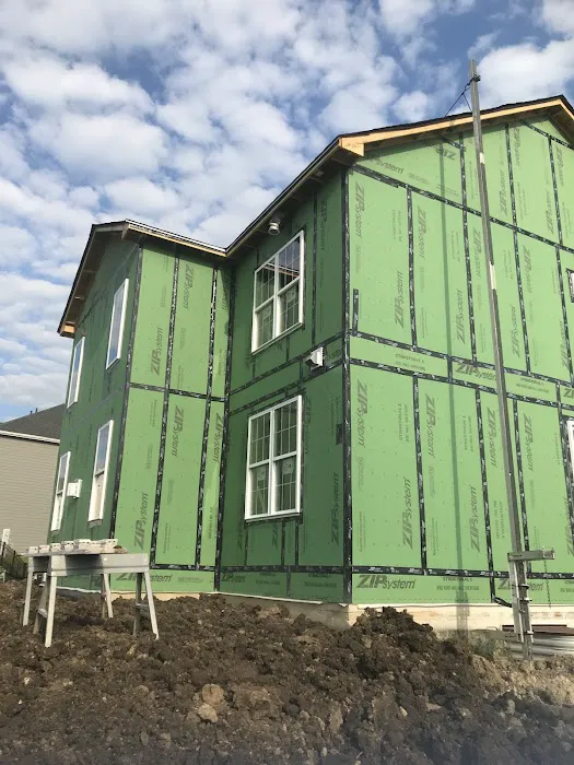 Tanglewood Hills Bath & Raquet Picture 3