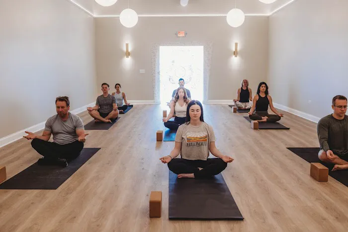 Living Divina Yoga Picture 2