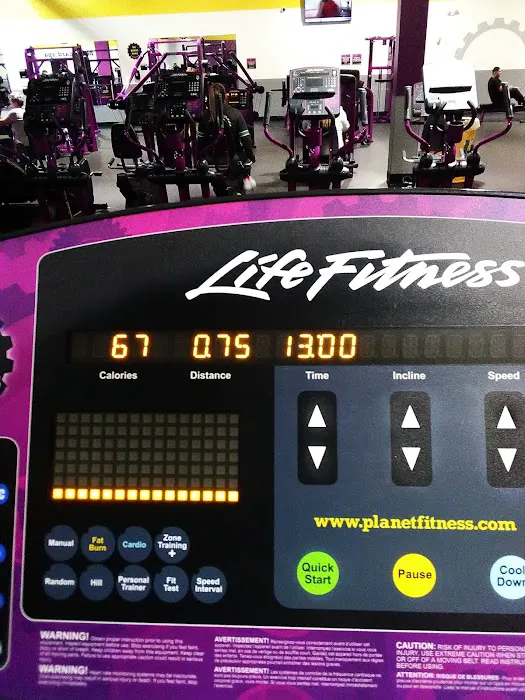 Planet Fitness Picture 10