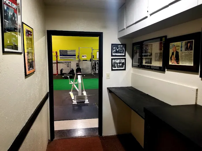 Iron Horse Fitness Club Picture 4