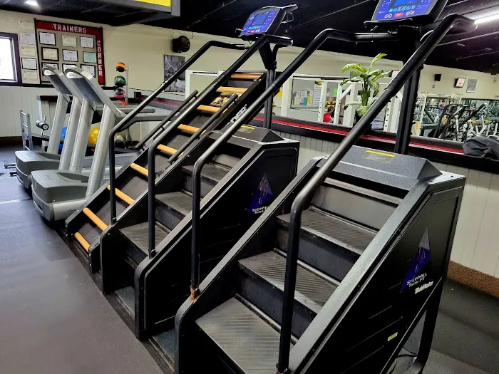 Iron Horse Fitness Club Picture 9