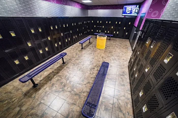 Planet Fitness Picture 6