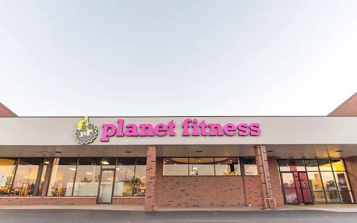 Planet Fitness Picture 2