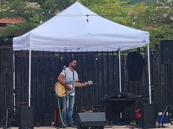 Moline IL (not Rock Island) Picture 1