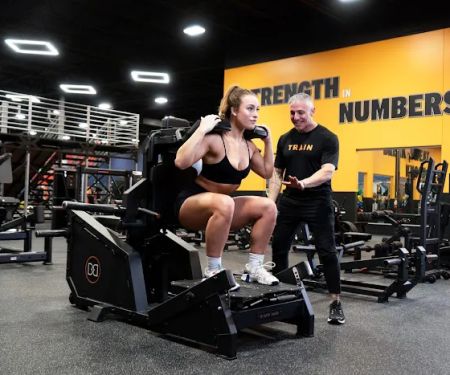 Crunch Fitness - Florissant