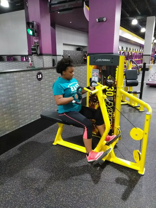 Planet Fitness Picture 6