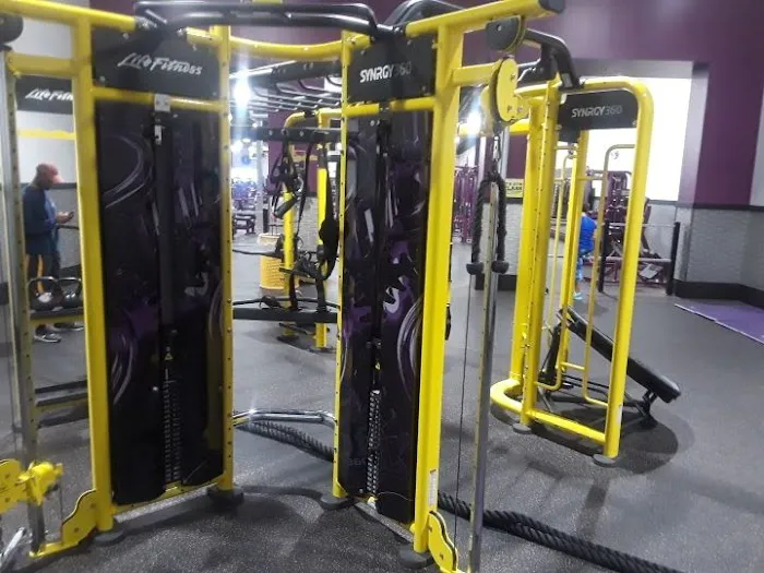 Planet Fitness Picture 5