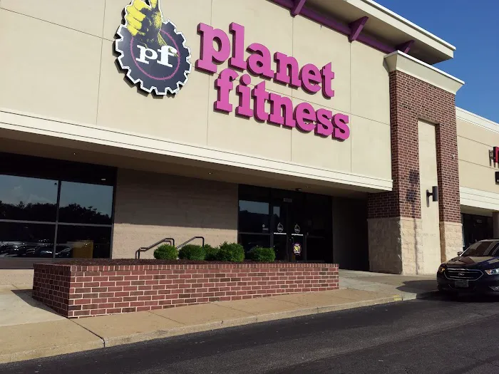 Planet Fitness Picture 2