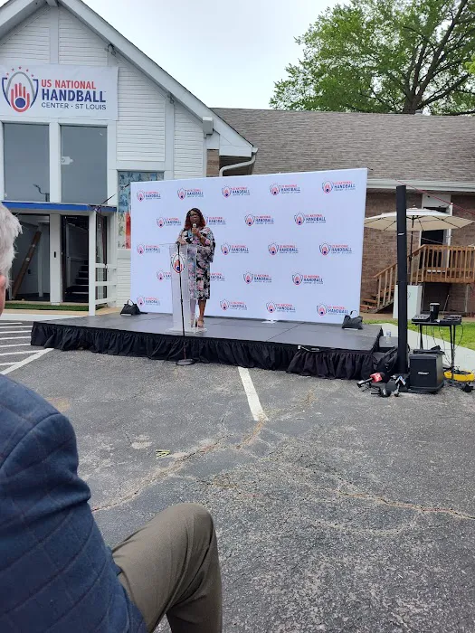 St. Louis Hinder Club at U.S. National Handball Center Picture 10