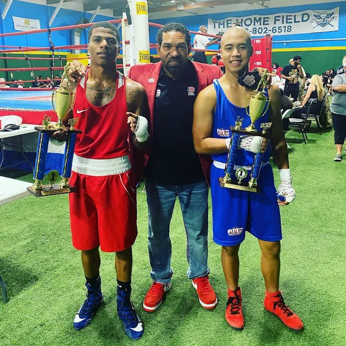 Lead Right Boxing Picture 3