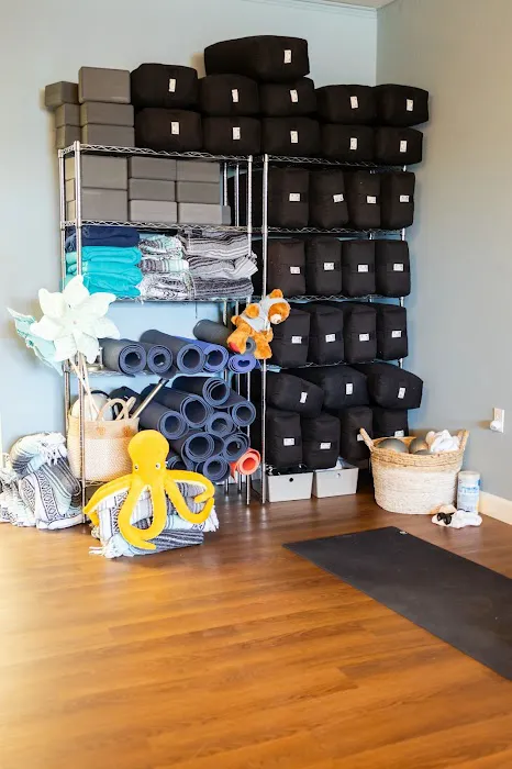 Seabright Yoga Picture 1