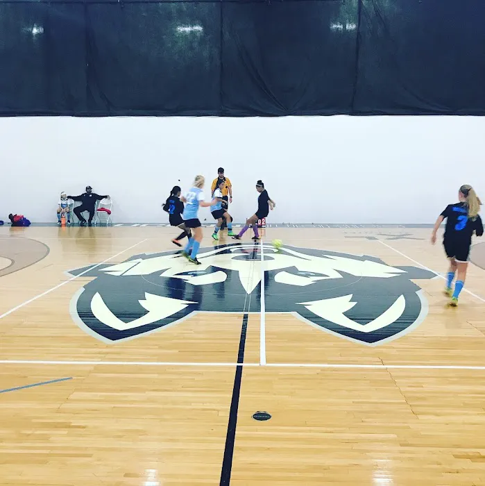 Acme Athletics Picture 9