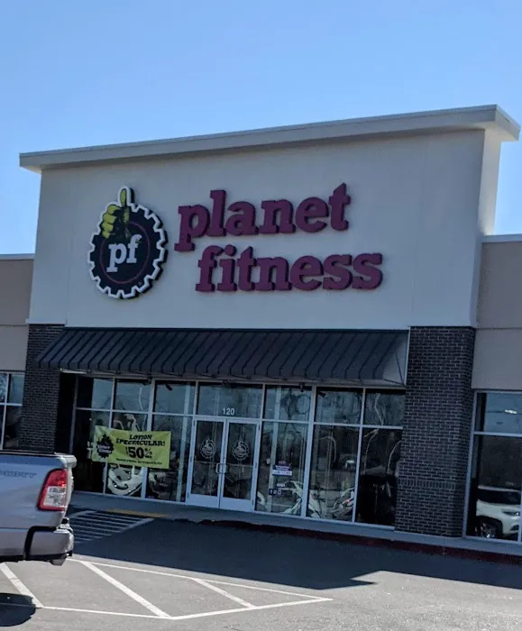 Planet Fitness Picture 6