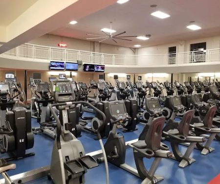 Warmer Fitness Center