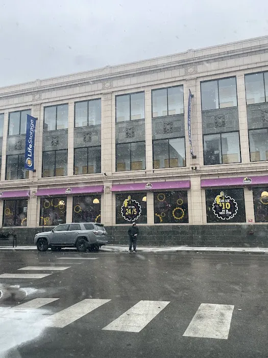 Planet Fitness Picture 5