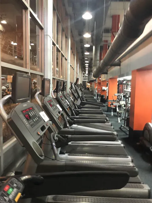 Uptown Fitness Picture 8