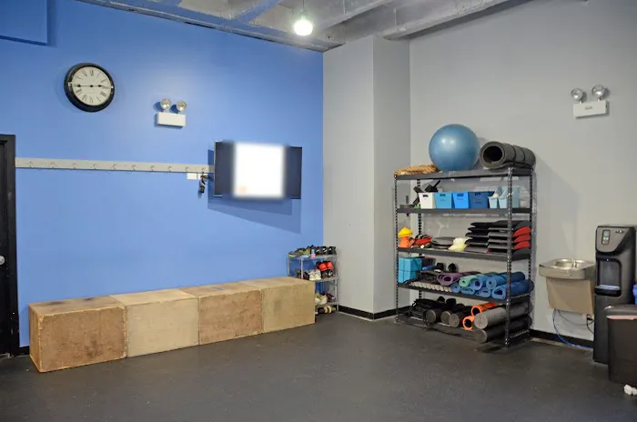 CrossFit Competitive Edge - Uptown Picture 2