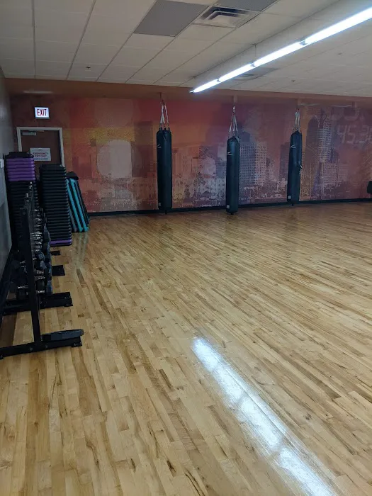 LA Fitness Picture 5