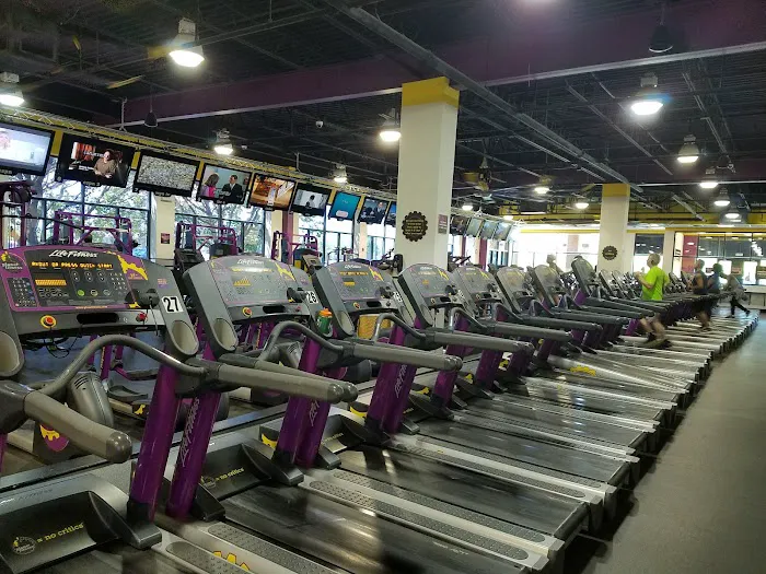 Planet Fitness Picture 1