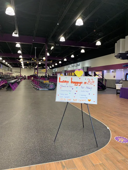 Planet Fitness Picture 8