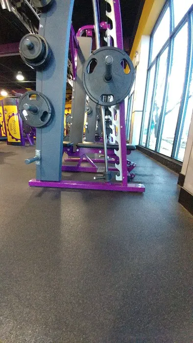 Planet Fitness Picture 4