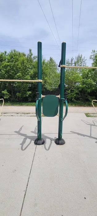 Exercise Park Picture 7