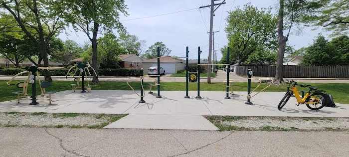 Exercise Park Picture 10