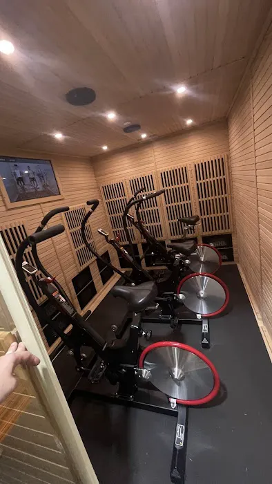 HOTWORX - Bloomingdale, IL Picture 1