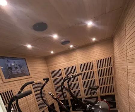 HOTWORX - Bloomingdale, IL
