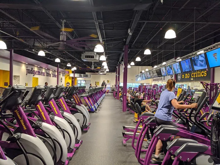 Planet Fitness Picture 4