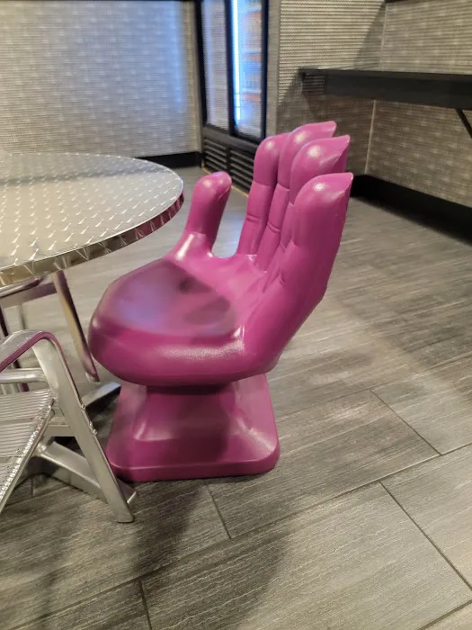 Planet Fitness Picture 8