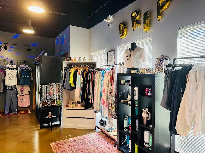 Drip Hot Yoga & Fitness Picture 1