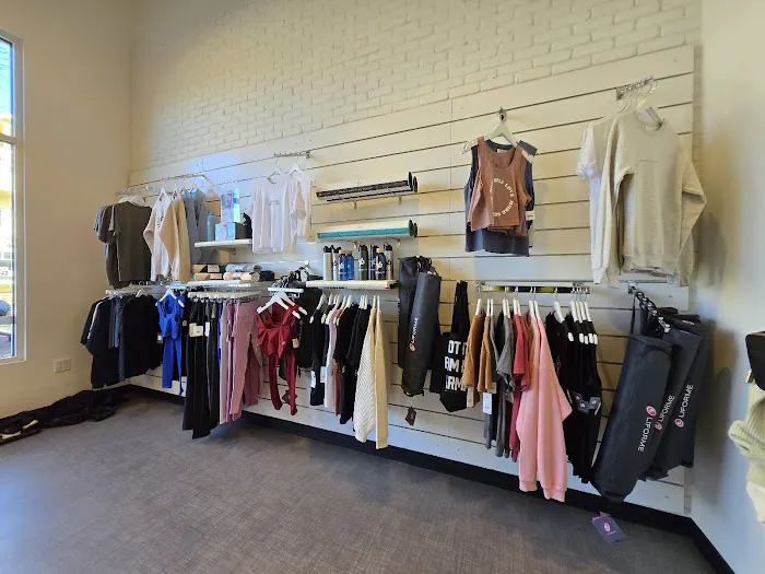 YogaSix Geneva Picture 8