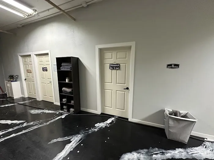 Absolute Fitness LLC Picture 9